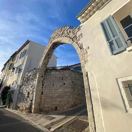 La Sainte Claire *