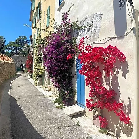 La Sainte Claire 3* Hyères
